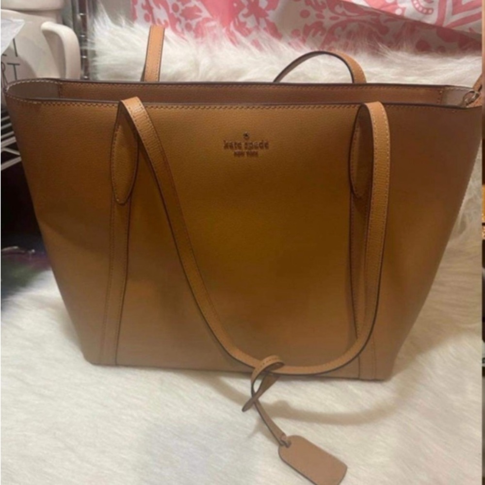 Kate Spade Purse! BEAUTIFUL!! Brand New Tags Still On!